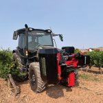 Κάθε αμπελουργικό στάδιο έχει το δικό του μηχάνημα, δύο κορυφαίες προτάσεις - Winetrails