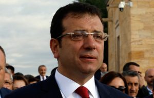 Τουρκικό δικαστήριο εξέδωσε ένταλμα σύλληψης εις βάρος του Εκρέμ Ιμάμογλου για «πολιτική κατασκοπεία»