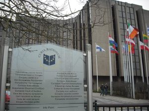 H απάτη με ενωσιακά κονδύλια βλάπτει, όμως όπως καταπολεμάται αναρωτιέται το Ελεγκτικό της ΕΕ