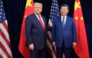 Συνάντηση Τραμπ με Σι Τζινπίνγκ: Οι δασμοί που έχουν επιβληθεί στην Κίνα μειώνονται από 57% σε 47%