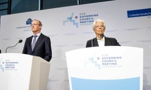 Τον Κλάας Κνοτ βλέπει για διάδοχο της στην ΕΚΤ η Λαγκάρντ