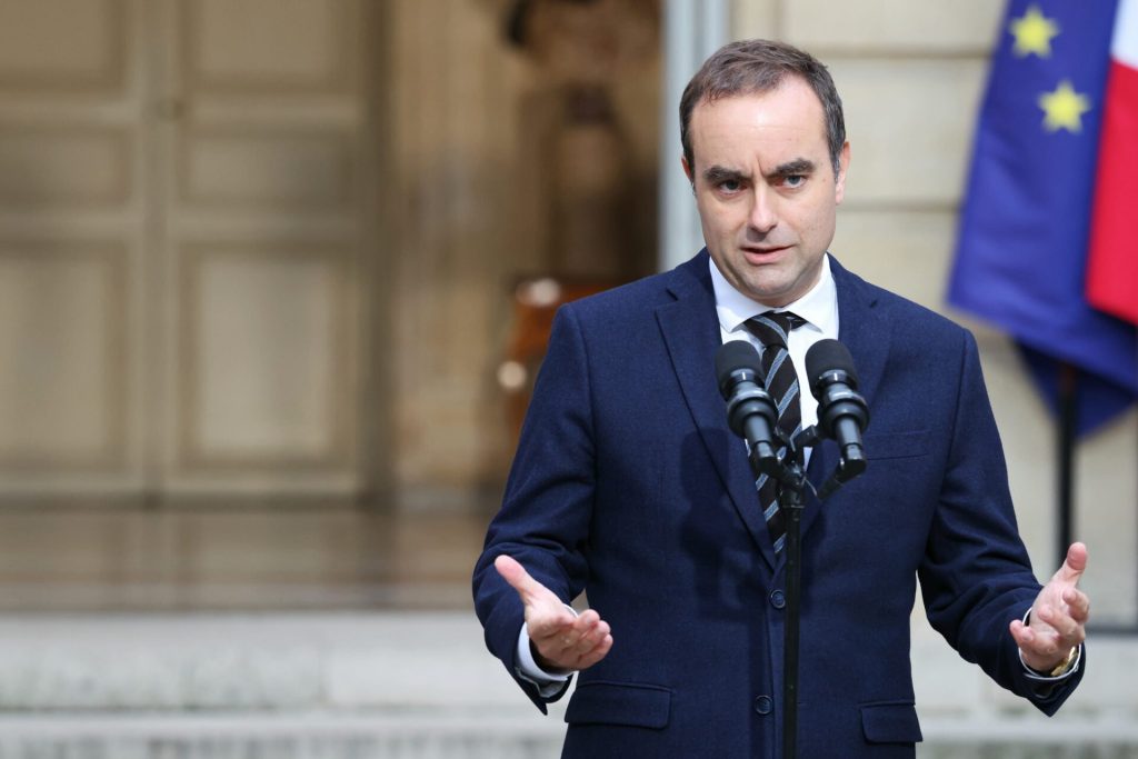 Γαλλία: Αυτή είναι η νέα κυβέρνηση Λεκορνί - Τρολάρει η αντιπολίτευση