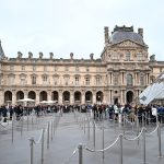 Το Λούβρο μετέφερε κοσμήματα στην Τράπεζα της Γαλλίας μετά τη διάρρηξη στο μουσείο