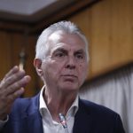 Παχατουρίδης υπό βροχή στην Ευελπίδων για Μπέτση