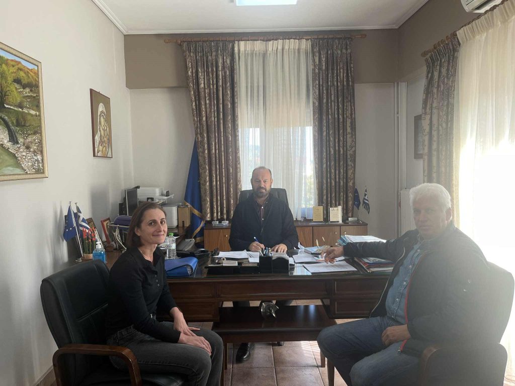 Υπογράφηκε η σύμβαση για αποκατάσταση της αγροτικής οδοποιίας Δήμου Μουζακίου από ζημιές Daniel