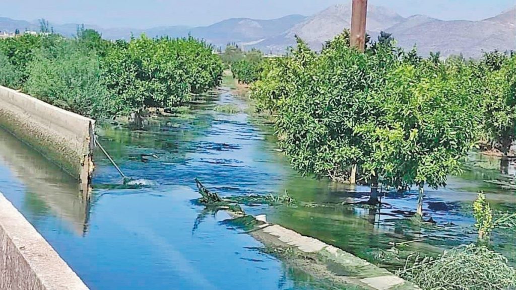 Αργολίδα: «Συναγερμός» λόγω κατάρρευσης τοιχίου της κεντρικής διώρυγας του Αναβάλου