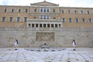 Πηγές Δήμου Αθηναίων για Άγνωστο Στρατιώτη - «Η καθαριότητα ανήκει στους δήμους από το 1833»