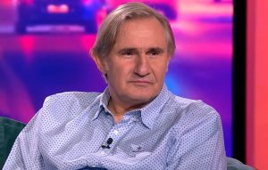 Άκης Σακελλαρίου: «Καθόμουν σε ένα παγκάκι και έλεγα τώρα το ζω αυτό ή δεν το ζω»