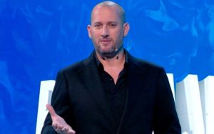 Αλβανός... Ζελένσκι: Ο κωμικός που «κράζει» τον Ράμα υποψήφιος δήμαρχος Τιράνων