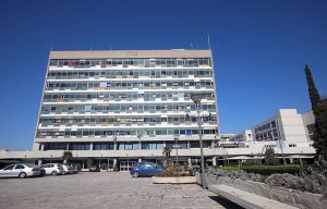 Το ΑΠΘ ιδρύει 16 ξενόγλωσσα προπτυχιακά προγράμματα σπουδών και ξεκινά εξετάσεις με tablets