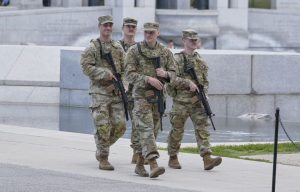 Εφετείο στις ΗΠΑ αποφάνθηκε ότι ο πρόεδρος Τραμπ μπορεί να αναπτύξει την Εθνοφρουρά στο Πόρτλαντ