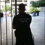 Γυναίκα αστυνομικός καταγγέλλει συνάδελφό της για άγριο ξυλοδαρμό – «Με χτυπούσε μπροστά σε όλους»