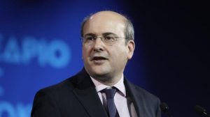 Χατζηδάκης: Αγώνας δρόμου για να πληρωθούν οι αγρότες