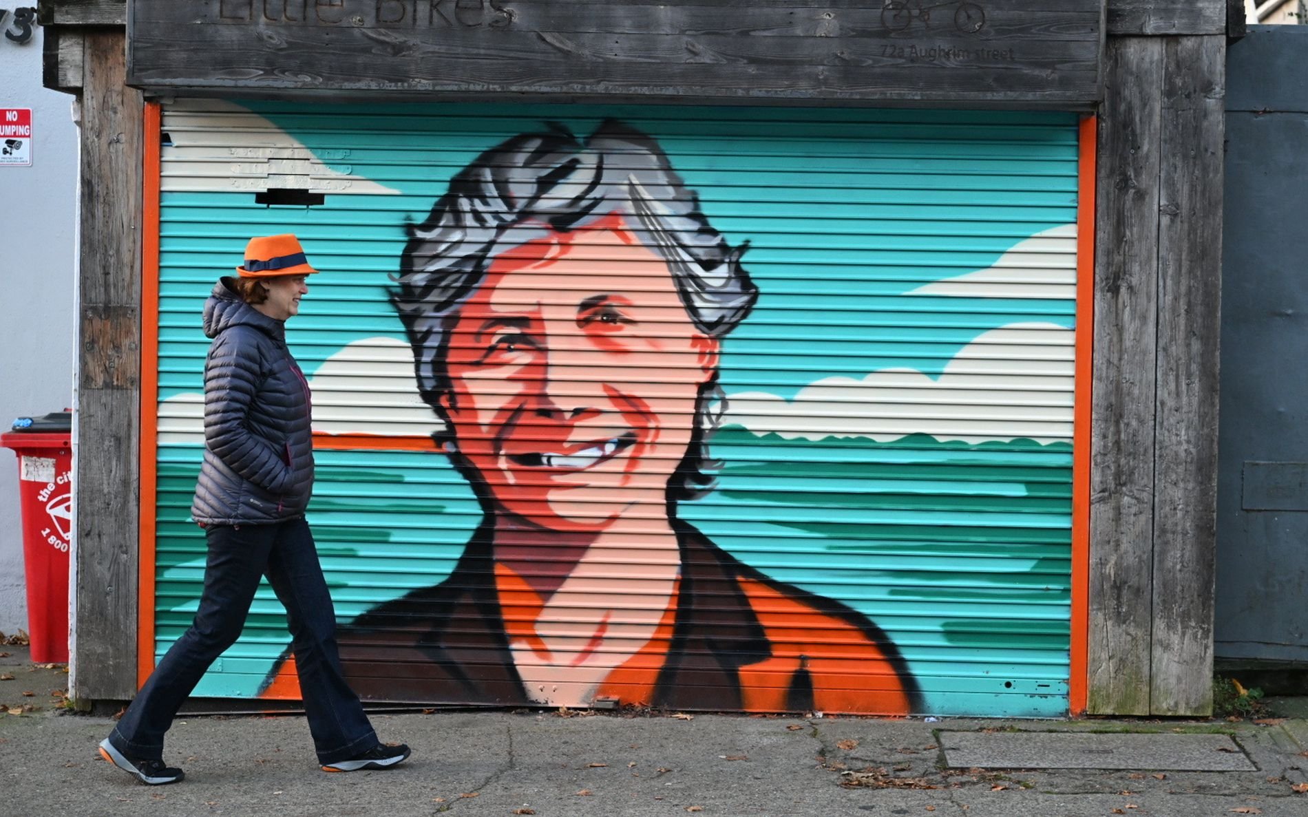 Κάθριν Κόνολι: Σαρωτική νίκη της στην Ιρλανδία: Γυναίκα Πρόεδρος ξανά μετά από 14 χρόνια