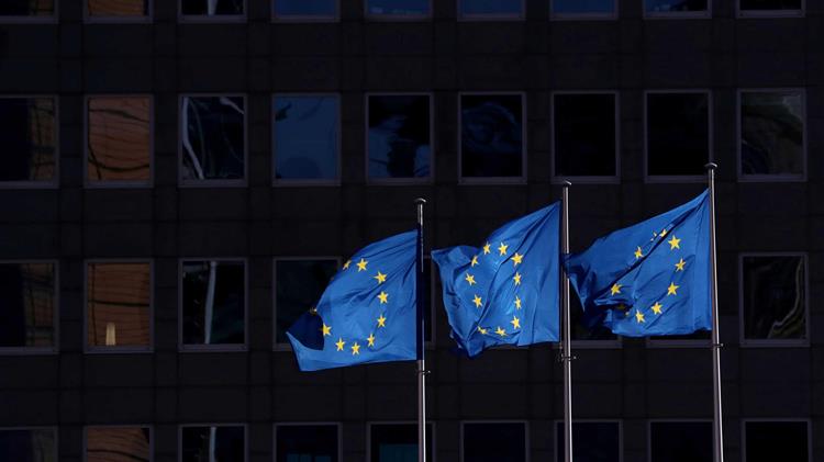 Νέοι Κανόνες της Ε.Ε. σε Ισχύ: Στόχος η μείωση της σπατάλης τροφίμων και κλωστοϋφαντουργικών προϊόντων