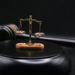 Η Δικαιοσύνη ταλαιπωρεί αθώα αστέρια του Σημίτη και του Κυριάκου...