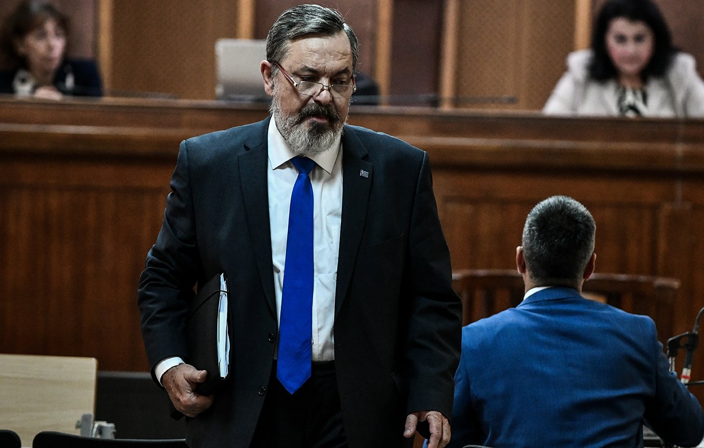 Δίκη Χρυσής Αυγής: «Αδυνατώ να καταλάβω γιατί είμαι κατηγορούμενος» είπε ο Χρήστος Παππάς – «Έμεινα φυλακή γιατί “έκοβα” ψήφους στον Σαμαρά»