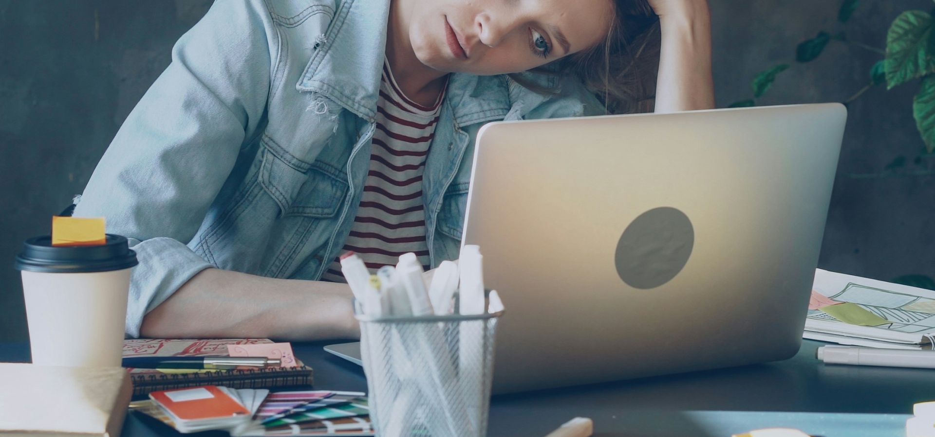 Ήμουν στη δουλειά... και ξαφνικά «ένιωσα να «παρατηρώ τον εαυτό μου απ’ έξω»