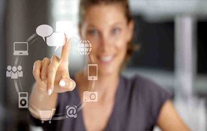 i-peiraios-chrysos-chorigos-sto-pagkosmio-synedrio-gynaikeias-epicheirimatikotitas-fcem-2025-252309