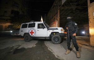 Η Χαμάς θα παραδώσει στους Ισραηλινούς τα λείψανα άλλων τεσσάρων ομήρων – Το Ισραήλ ακυρώνει τα τιμωρητικά μέτρα και ανοίγει τη διέλευση στη Ράφα