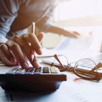 Φορολογούμενοι: Εκρηκτική αύξηση στα ληξιπρόθεσμα χρέη: Πάνω από 111 δισ. ευρώ