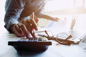 Φορολογούμενοι: Εκρηκτική αύξηση στα ληξιπρόθεσμα χρέη: Πάνω από 111 δισ. ευρώ