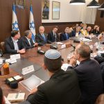 Ισραήλ: Εγκρίθηκε η συμφωνία με τη Χαμάς - Γουίτκοφ και Κούσνερ είχε στο πλευρό του ο Νετανιάχου
