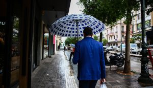 Κακοκαιρία σε εξέλιξη: Που θα χτυπήσουν ισχυρές βροχές και καταιγίδες - Ποιες περιοχές «γλιτώνουν»