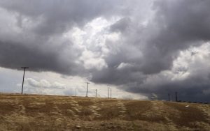 Καιρός: Πού προβλέπονται τοπικές βροχές