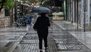 Καταιγίδες, πτώση θερμοκρασίας και ισχυροί άνεμοι: Που θα «χτυπήσει» η κακοκαιρία