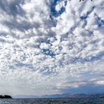 Συννεφιασμένος ο καιρός - Πού θα βρέξει - Στους 25 βαθμούς η θερμοκρασία