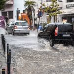 Σαρώνει τη χώρα η κακοκαιρία: Καταιγίδες, πτώση της θερμοκρασίας και απανωτά 112!