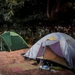 Υπόθεση της διπλής δολοφονίας σε κάμπινγκ στη Φοινικούντα: «Πιθανόν ανήλικος ο δράστης» – Το σενάριο που εξετάζει η ΕΛ.ΑΣ.