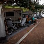 Διπλό φονικό στη Φοινικούντα: Άτομο περίμενε τον δολοφόνο κοντά στο κάμπινγκ και του έδωσε οδηγίες για το τι θα κάνει, πιστεύουν οι Αρχές