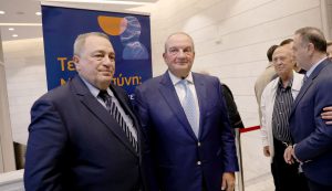 Μητσοτάκης και Καραμανλής στην παρουσίαση βιβλίου του Στυλιανίδη - Απών ο Σαμαράς