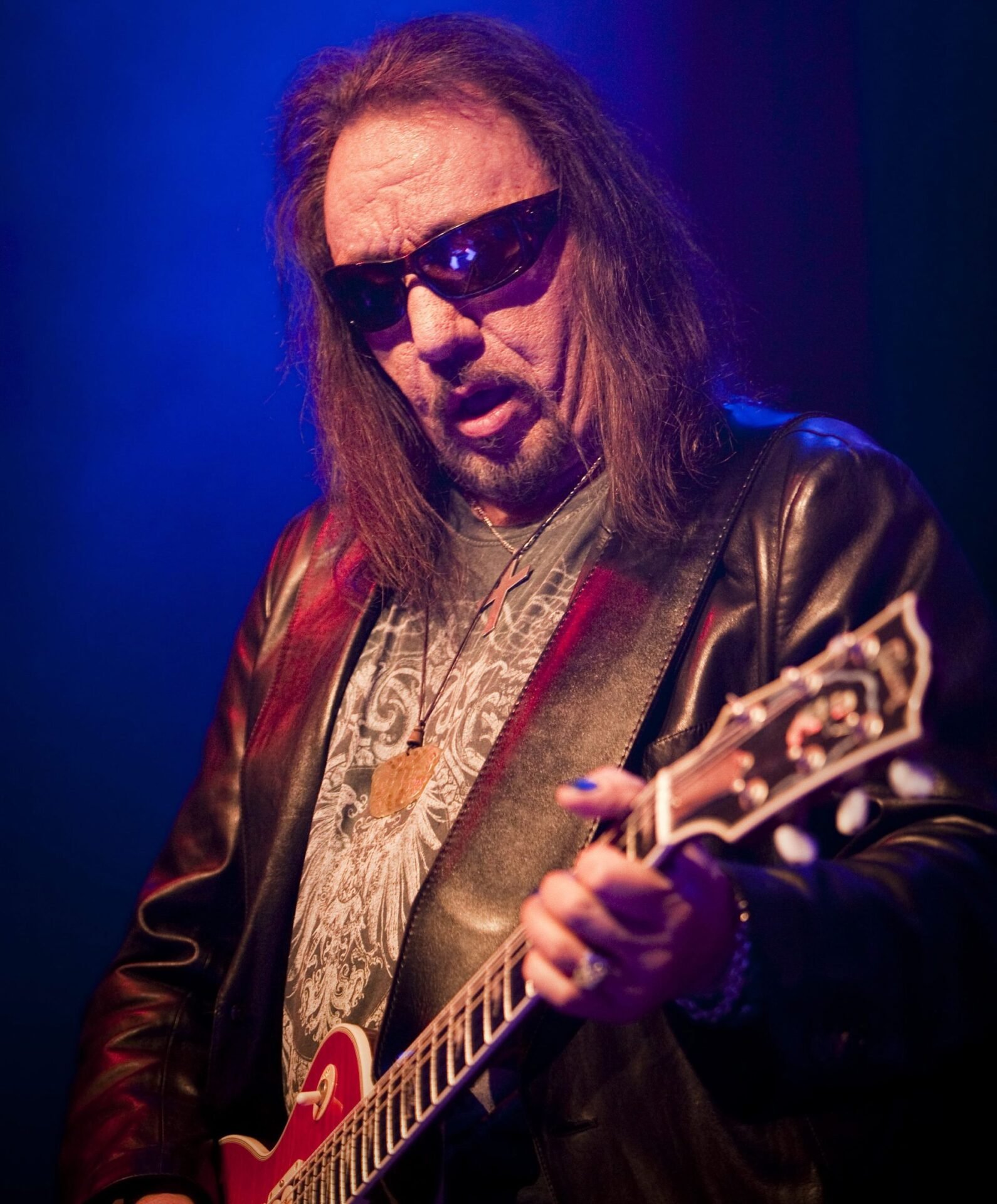 Θλίψη στη ροκ: «Έφυγε» το ιδρυτικό μέλος και κιθαρίστας των Kiss, Έις Φρέιλι