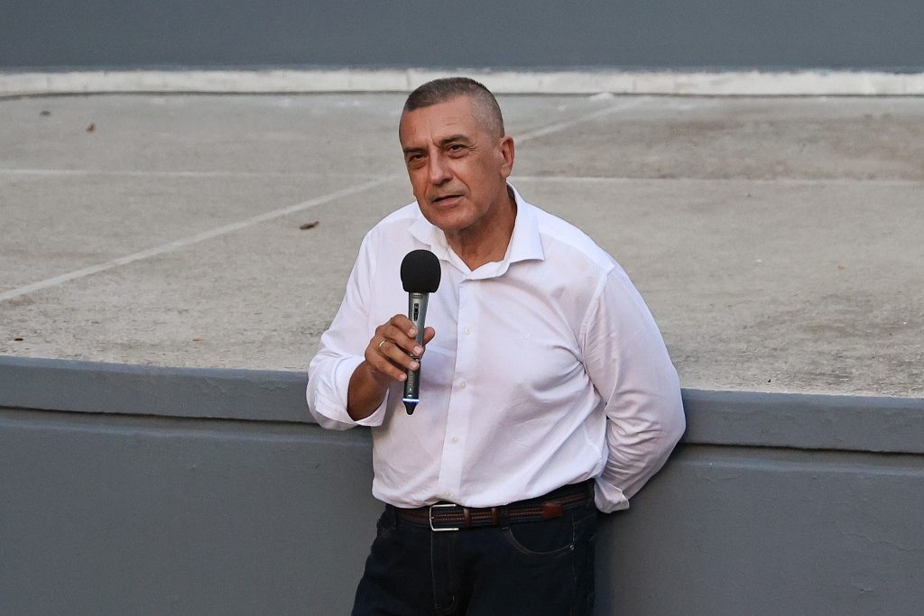 Έκκληση Κουρέτα για πρόγραμμα εμβολιασμού κατά της ευλογιάς