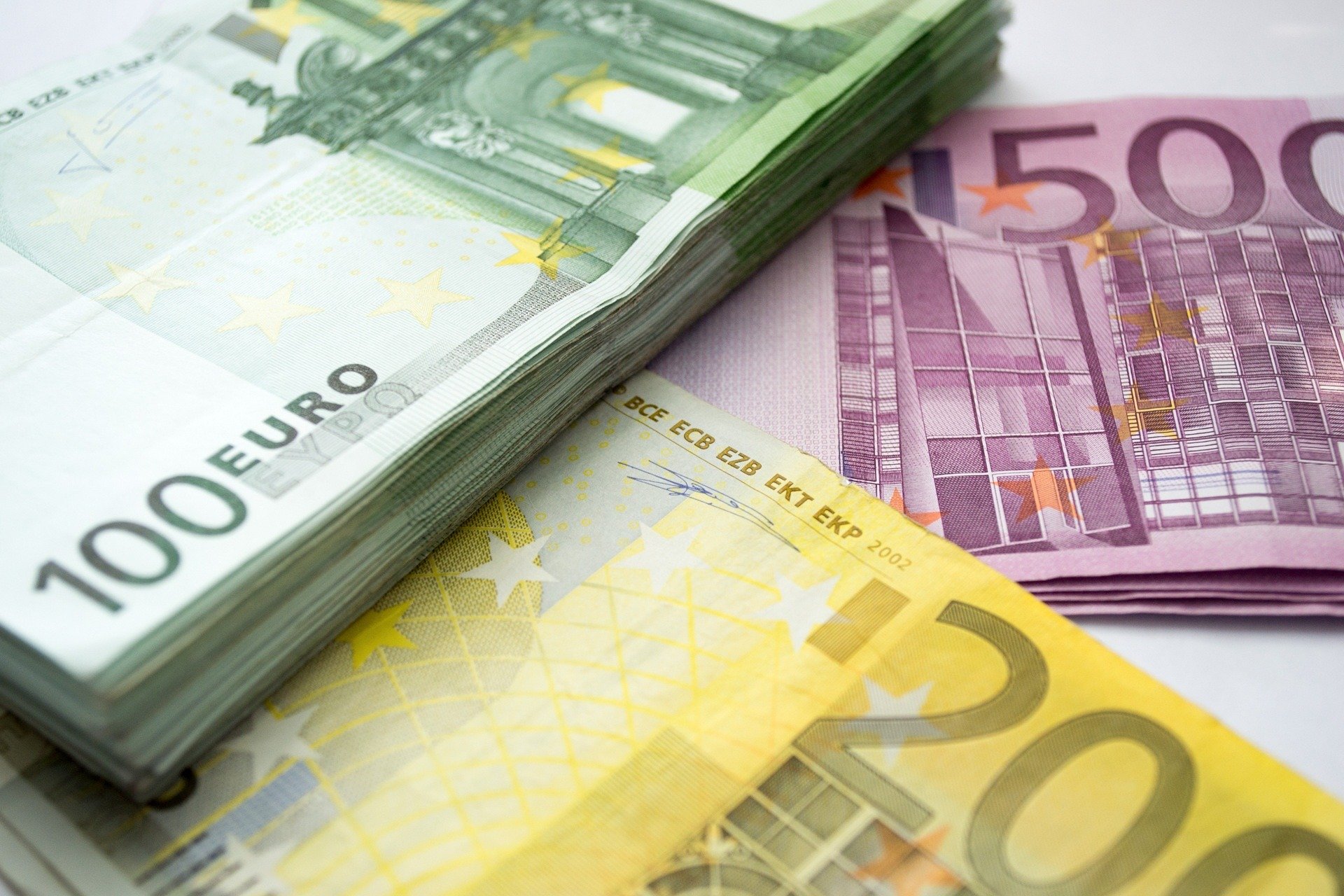 Ρόδος: Τρεις Ρομά εκβίαζαν για 50.000 ευρώ ομόφυλό τους