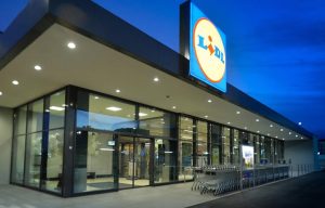 Η Lidl Ελλάς προχωρά σε μειώσεις τιμών έως και 11% σε 208 προϊόντα
