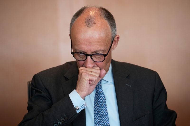 Κριτική από πολιτικούς αντιπάλους και γερμανικά ΜΜΕ στον Μερτς για την επίσκεψη του στην Τουρκία