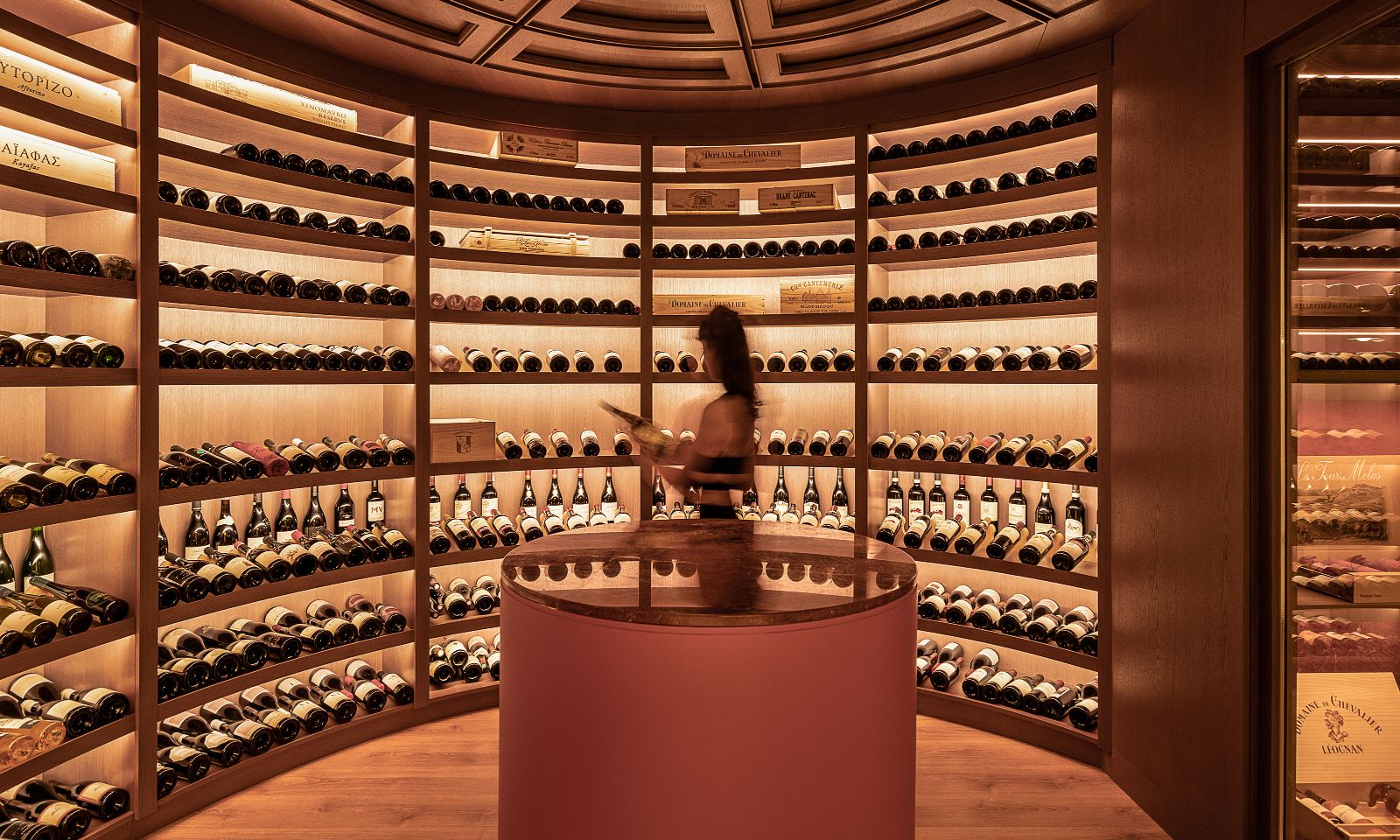 Οι Ευρωπαίοι αγοραστές αναζωπυρώνουν την αγορά των εκλεκτών οίνων - Winetrails