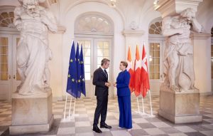 Μητσοτάκης από την Κοπεγχάγη: Έχει έρθει η ώρα η Ευρώπη να κινητοποιήσει πόρους για την υποστήριξη έργων κοινής ευρωπαϊκής άμυνας