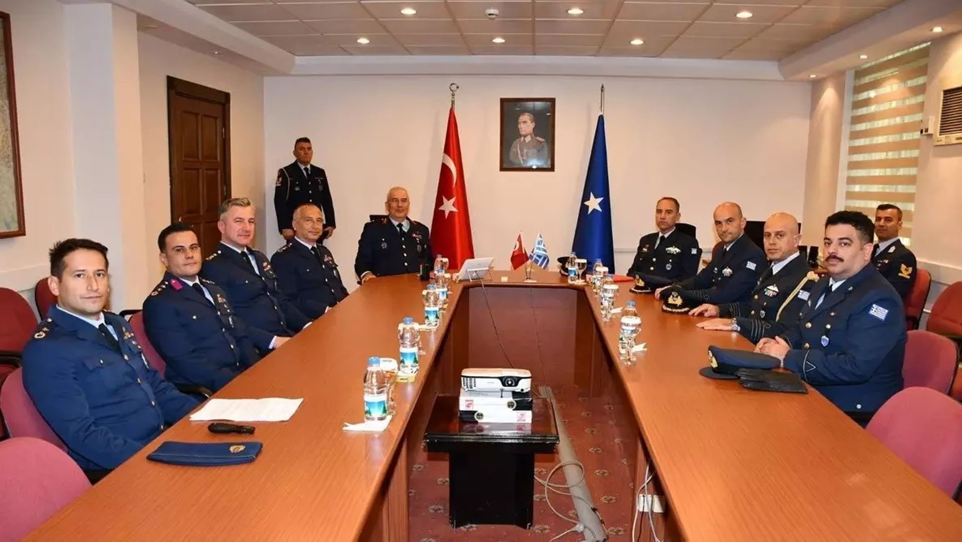 Η συνάντηση στη Σμύρνη για τα Μέτρα Οικοδόμησης Εμπιστοσύνης