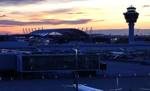 Μόναχο: Το αεροδρόμιο έκλεισε για δεύτερη σερί νύχτα! Φόβος και τρόμος τα drones