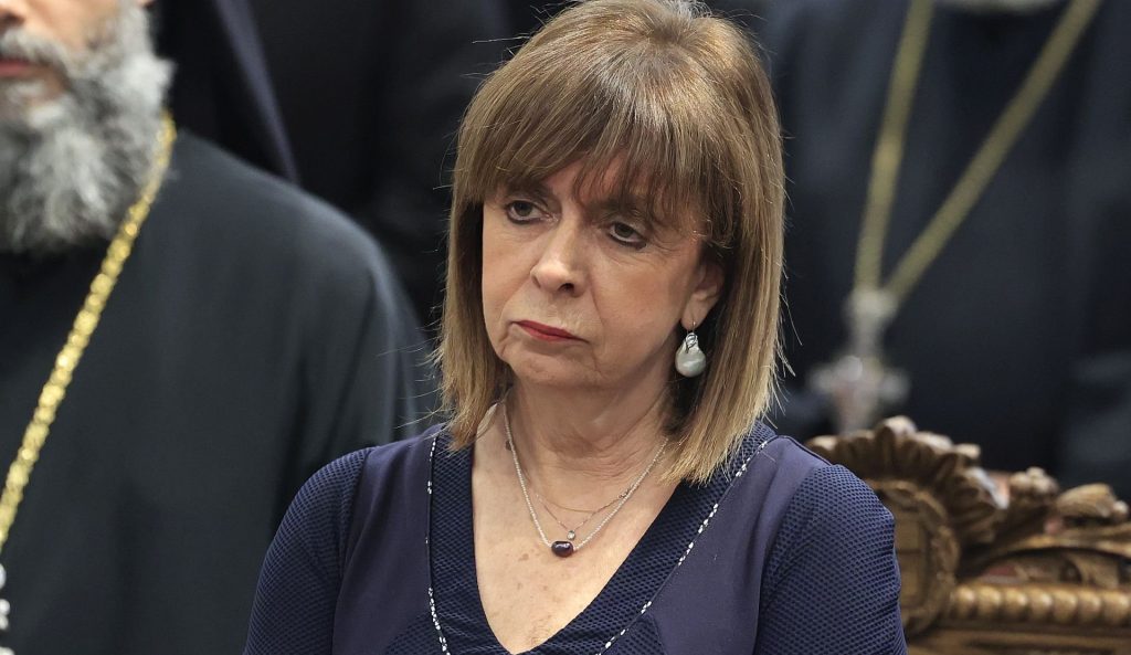 Επαναστάτρια με αιτία η Σακελλαροπούλου!