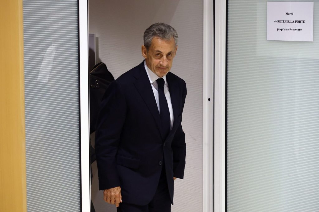 Γαλλία: Ο Σαρκοζί στη διαβόητη φυλακή La Santé – Δείτε πού θα κρατηθεί ο πρώην πρόεδρος