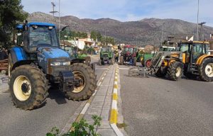 Συμμετοχή αγροτών στην πανελλαδική απεργία με αίτημα την άμεση καταβολή των χρωστούμενων