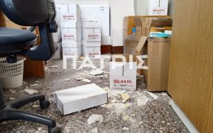 Σοβάδες έπεσαν πάνω από τα κεφάλια τους στο δημαρχείο – Από θαύμα δεν είχαμε τραυματισμούς
