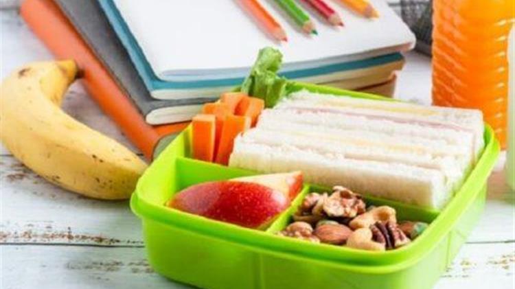 “Ξεκινά σήμερα το Πρόγραμμα των Σχολικών Γευμάτων για 231.062 μαθητές δημοτικού”