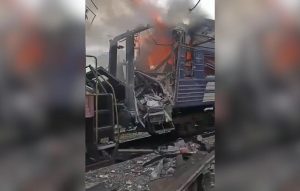Επιβατικό τρένο χτυπήθηκε από ρωσικά πυρά στην Ουκρανία – Για τουλάχιστον 30 τραυματίες κάνει λόγο ο Ζελένσκι